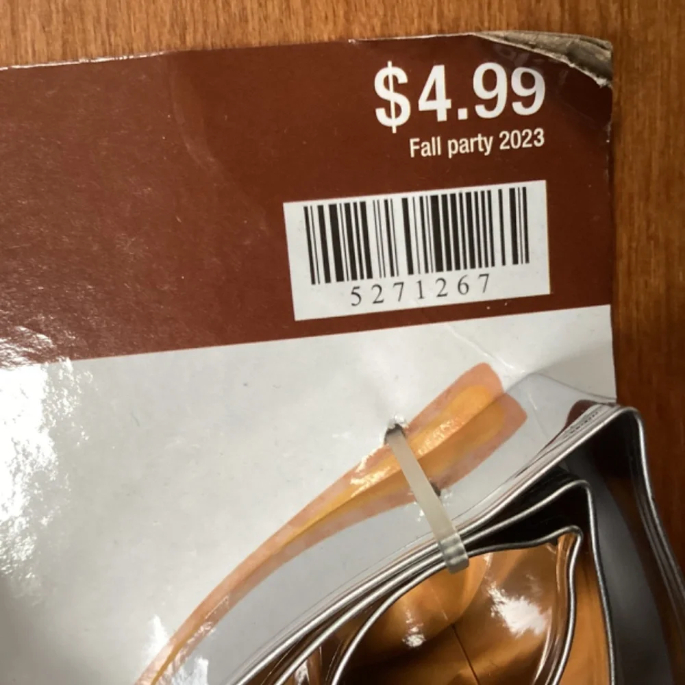 Fall Party Cookie Cutters New with tag 2 packs